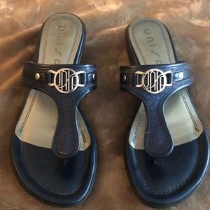 UNISA women’s sandals